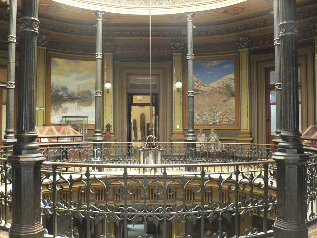 Galería 1er Piso Museo de Ciencias Naturales de La Plata